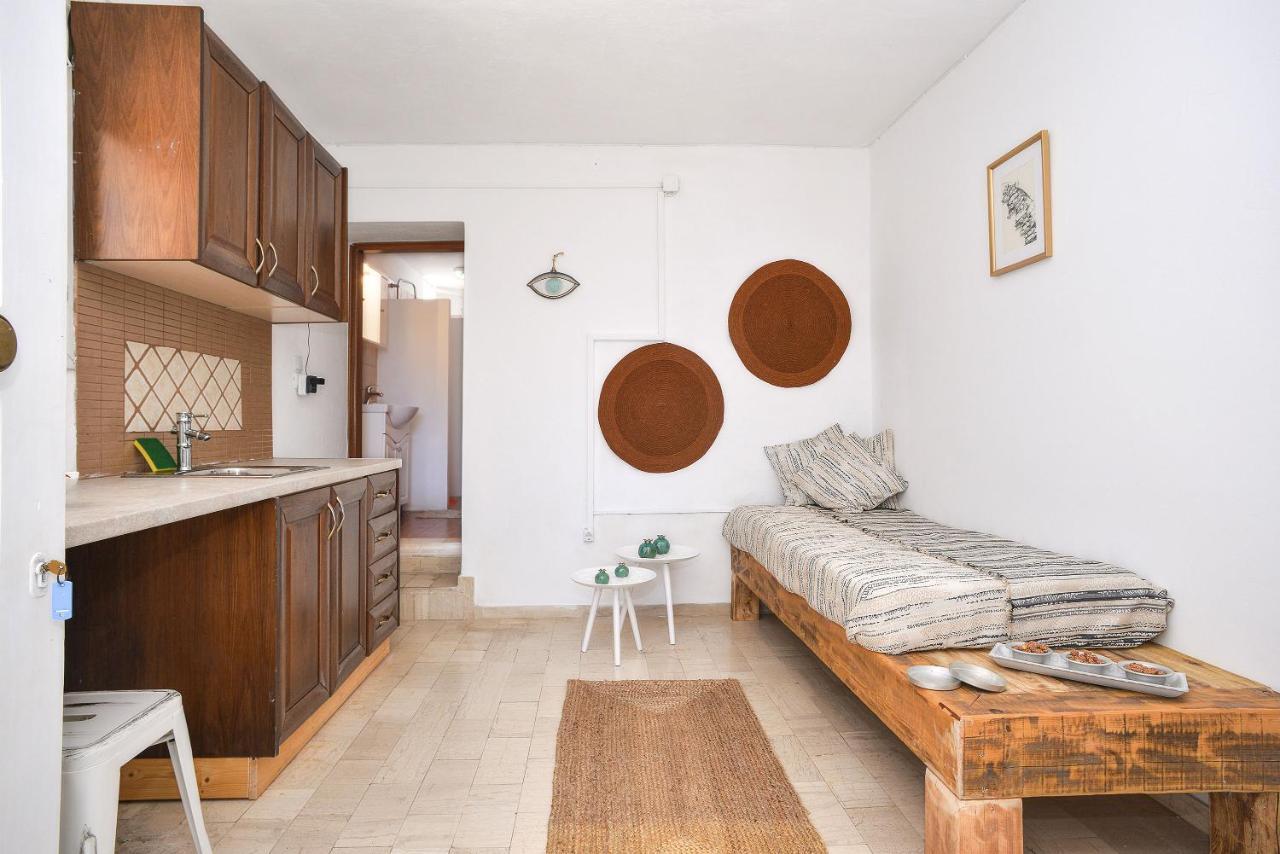 New! Paxoswhite Sea View Apartments & Studios! Gaios Exteriör bild